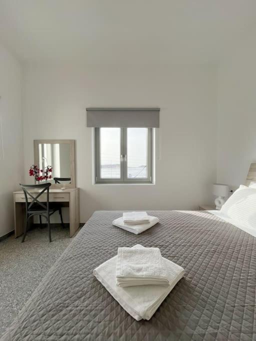 Linardo's Cycladic House